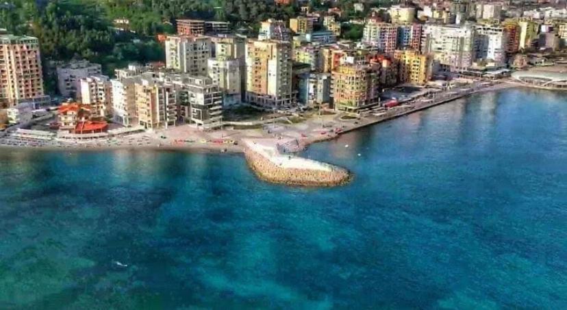 Lovely Studio Apartment Beachfront Дуррес Екстер'єр фото